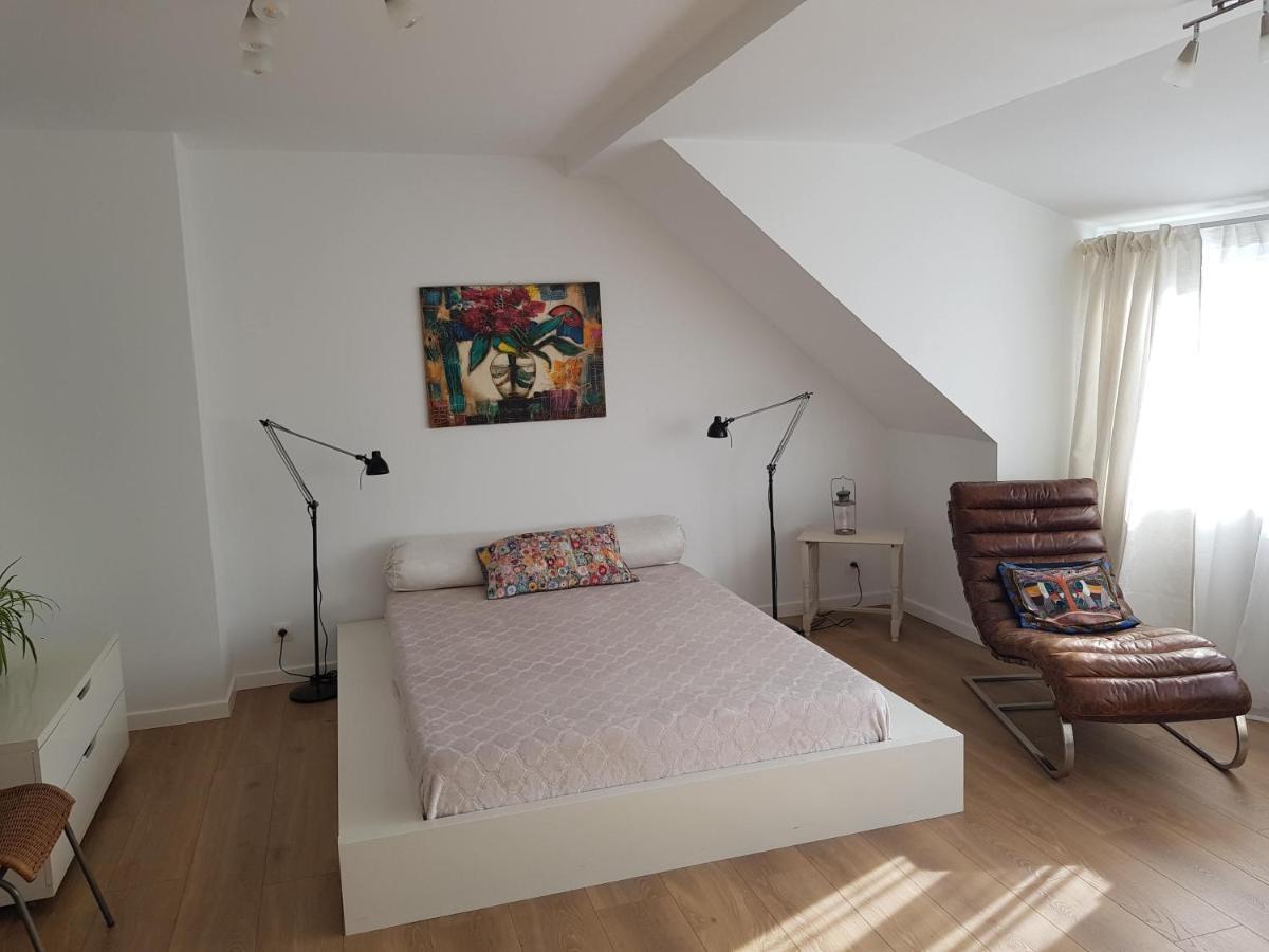 Pensión Maison Des Fleurs